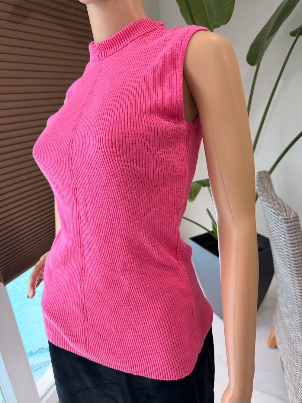 Cato Ribbed Mock Neck Tank - Bright Pink - Picture 3 of 7